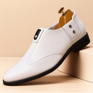 Zapatos de Vestir de Cuero de Grano Entero para Hombre, Estilo Inglés, Punta Puntiaguda, Suela Blanda, de Una Pieza, Versátiles, Formales y de Negocios, Nuevo Estilo 2026 - Product Image 2