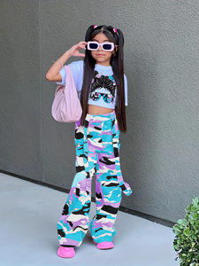 Conjunto de 2 Piezas de Moda Europea y Americana, Camiseta con Estampado de Dibujos Animados y Cuello Redondo + Pantalones de Camuflaje Estilo Hip-Hop - Product Image 2