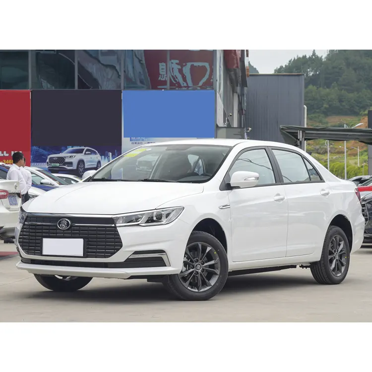 Byd qin ev מותג בשימוש מכוניות שמאל כונן יד כלי רכב אנרגיה חדש סדאן תוצרת סין מכונית חשמלית