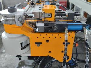 Multi-Axis 38CNC Máquinas Automáticas de Tubos e Tubos Cnc Hidráulica Electrical <span class=keywords><strong>Pipe</strong></span> Bending Machine Preço - Product Image 2