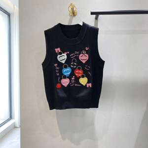 เสื้อกั๊กถักลายทางระบายอากาศดีสำหรับฤดูร้อน พร้อมสายคล้องไหล่ ทรงเข้ารูปทันสมัยสำหรับผู้หญิง เสื้อกล้ามแขนกุด - Product Image 3