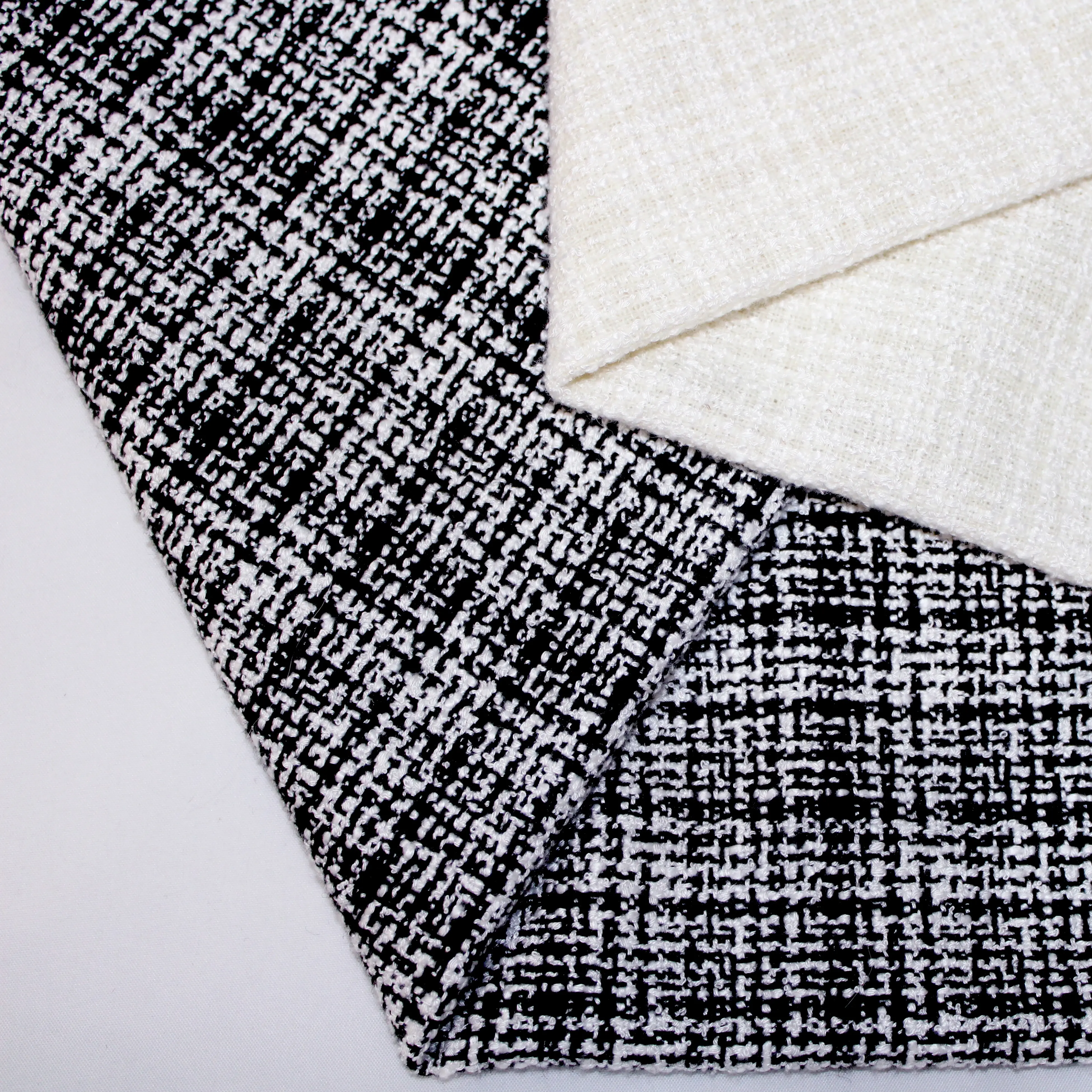 Hot Sale Großhandel Elegante weiche Textil Tweed schwarz weiß gestrickt Plaid Wolle Wolle Polyester Stoff für Lady Dress Anzug Kleidungs stück
