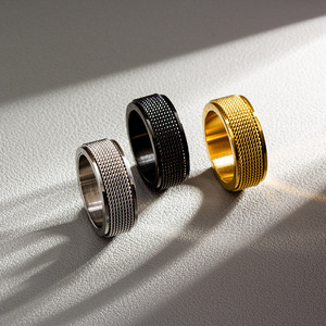 Anillos De Hombre Acero Inoxidable New Design Double Layer Rotatable Mesh <span class=keywords><strong>Chain</strong></span> Fidget <span class=keywords><strong>Rings</strong></span> <span class=keywords><strong>Men</strong></span> soulage l'anxiété rotative ring - Product Image 1