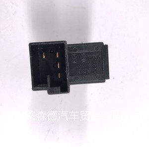 Tapa de Tanque de Combustible Rb con Asa 1J0959833A de Plástico para Golf 4, Passat, Lingyu, Bora - Product Image 2
