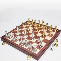 XCL Boîte en bois pliante de luxe Jeux d'échecs Placage or argent Ensemble de planches en plastique pour enfants