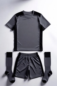Ensemble de maillots de football pour garçons, couleur verte, manches courtes, coupe classique, toutes saisons, 100% polyester - Product Image 3