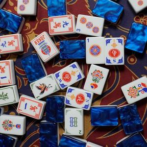 Nouvel ensemble de mahjong portable de luxe vintage 2026 en acrylique <span class=keywords><strong>saphir</strong></span> sculpté, jeu de divertissement pour adultes, cadeau - Product Image 1