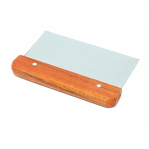 ที่ตัดแป้งพิซซ่า/ขนมปัง รุ่น DD2580 ขายส่ง ใบมีดโลหะ ด้ามจับไม้ ที่ขูดแป้งสแตนเลส - Product Image 4
