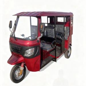 Mototaxi de 200cc, 2 Filas de Asientos, Techo de Hierro, Asientos Plegables, Toldo para Lluvia, para Pasajeros - Product Image 1