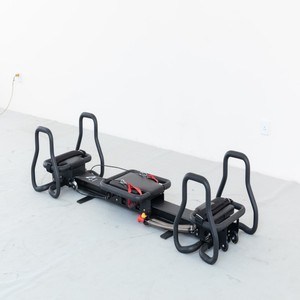 Mégaformer Pilates portable avec plateforme de mise en forme des abdominaux et des fessiers, qualité studio pour petits espaces de studio - Product Image 1