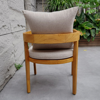 Stock de gros cadre en teck en forme de U pour l'extérieur avec chaise de jardin rembourrée imperméable