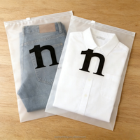 Sacs en plastique transparent givré de haute qualité, sacs en polyéthylène avec fermeture éclair personnalisée, emballage de vêtements, rangement de sous-vêtements