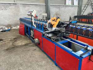 Máquina formadora de puerta de persiana enrollable en frío con componentes de núcleo de motor y cojinete para máquina enrolladora de puerta de uso de techo - Product Image 5