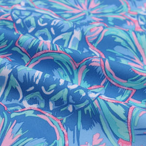 100% полиэстер персиковая кожа цветок лепестки принт для брюк - Product Image 1