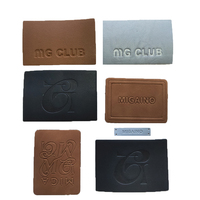 Écussons en similicuir PU gaufré adhésifs personnalisés OEM, étiquettes de réparation en similicuir gravables au laser pour jeans et chapeaux
