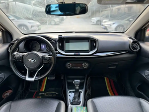 <span class=keywords><strong>Stonic</strong></span> Modèle 1.4L Édition Confort Automatique SUV de haute qualité et économique Économique en carburant Configuration pratique - Product Image 3