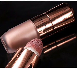 Stick de mise en valeur et de contouring 8 couleurs Naturel 3D Perle Paillettes fines Facile à <span class=keywords><strong>appliquer</strong></span> Stick de mise en valeur et de contouring - Product Image 1