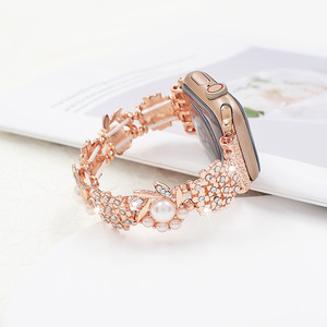 Correa de Lujo con Eslabones Retorcidos de Cristal para <span class=keywords><strong>Apple</strong></span> <span class=keywords><strong>Watch</strong></span> S9 y Ultra - Elegante Correa de Pulsera con Diamantes - Product Image 3