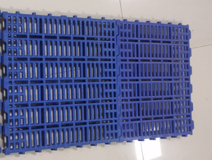 Prix réduit pour équipement d'élevage de chèvres 0.6m * 0.6m panneau de fuite de fumier en plastique - Product Image 3