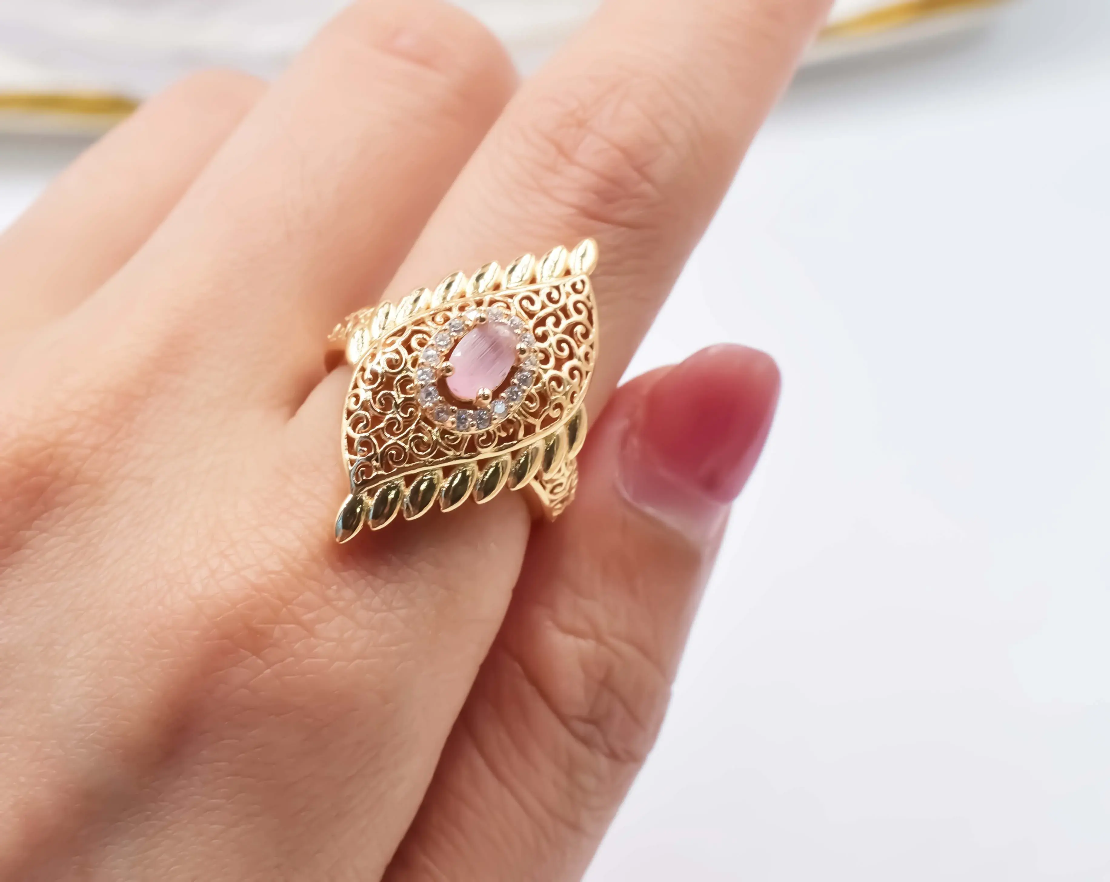 تصنيع المصنع خاتم زفاف للأزواج خاتم من النحاس الخالص خاتم من الأحجار الكريمة الطبيعية