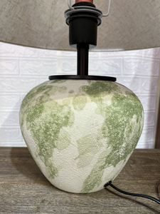<span class=keywords><strong>Verde</strong></span> claro y blanco Minimalista Wabi-sabi Estilo de lujo Lámpara de mesa de cerámica de alta calidad Cerámica con pantalla - Product Image 2