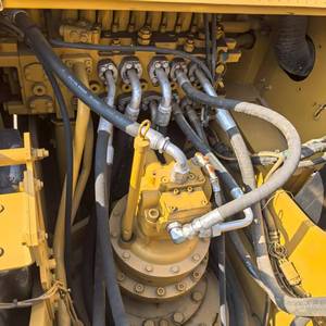 รถขุด CAT Caterpillar 320GC มือสอง ได้รับการรับรองมาตรฐาน EPA CE ประสิทธิภาพการทำงานสูง - Product Image 4
