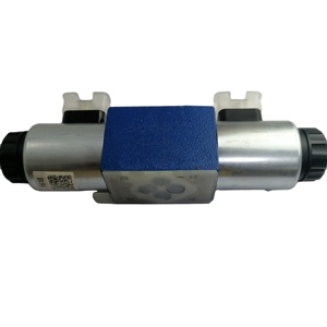 วาล์วควบคุมทิศทางแบบสปูล 4WE รุ่น R900567512 4WE6D6X/OFEG24N9K4 - Product Image 2