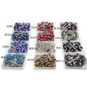 Taufe Perlen Kristall Rosenkranz Heiliges Kreuz Halskette Farben Gebets perlen Katholische Kirche Renommiertes Werbe geschenk - Product Image 3