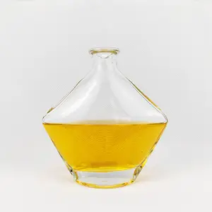 Vendita diretta in fabbrica bottiglia di vino vuota in vetro trasparente semplice ed elegante brandy bottiglia di vetro da 750ML