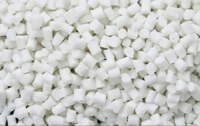 Granulés de plastique PBT recyclé écologique, matière première d'ingénierie plastique PBT, matériau durable pour pièces automobiles