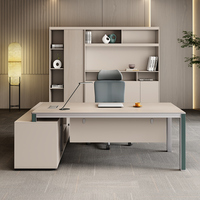 Bureau de direction italien de luxe en forme de L de haute qualité Table de patron de PDG en bois moderne unique avec certification CE