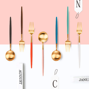 Ensemble de couverts <span class=keywords><strong>Homedesign</strong></span> en acier inoxydable portugais, motif léopard créatif, pour le camping, finition rose gold, finition mate, modèle artisanal - Product Image 4