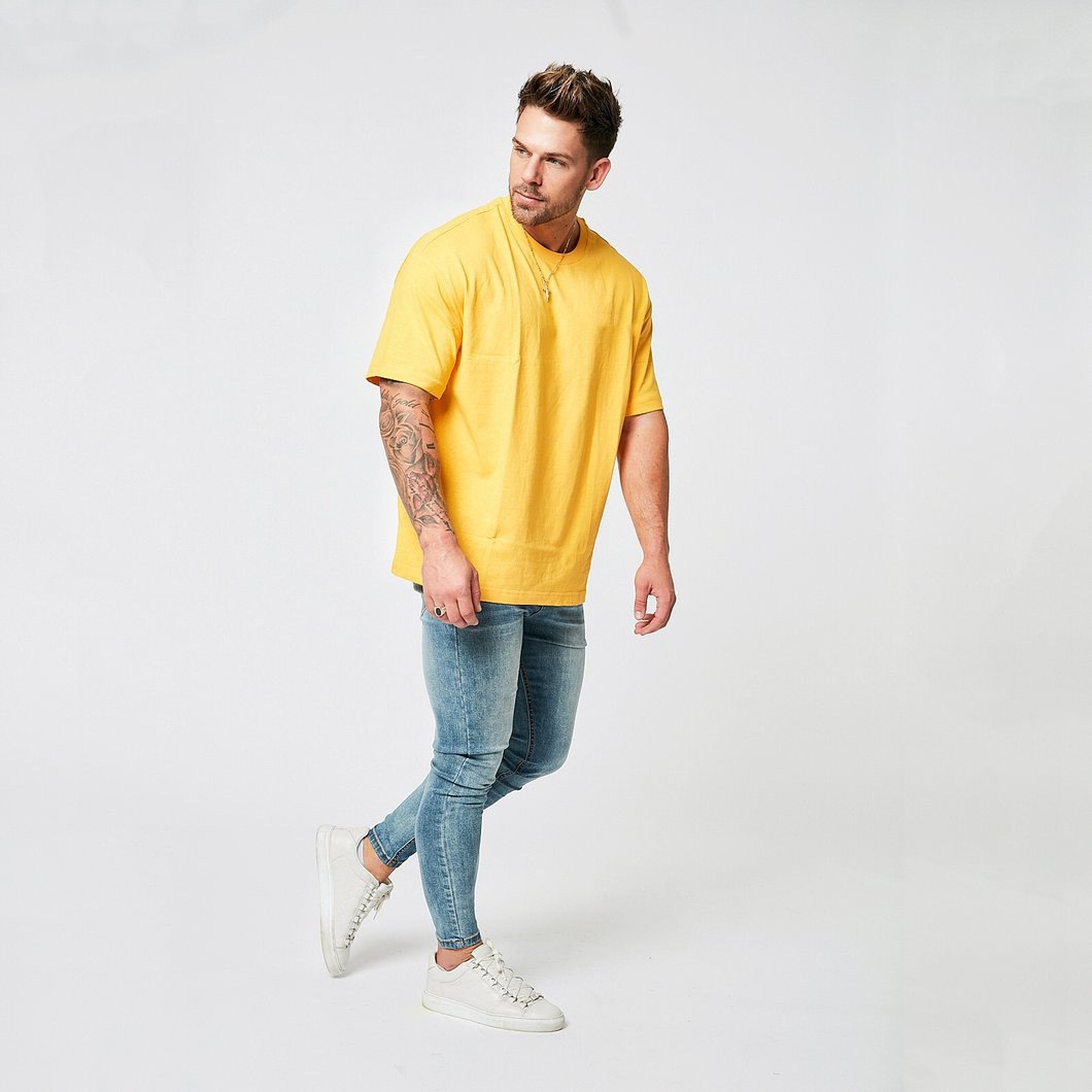 Jaune