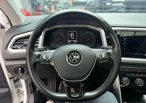 Volkswagen <span class=keywords><strong>T</strong></span>-<span class=keywords><strong>Roc</strong></span> SUV <span class=keywords><strong>2022</strong></span>, Económico, 1.4T, Tracción Delantera, Comfort Plus, Usado, Volante a la Izquierda, Seguro y Ecológico - Product Image 3