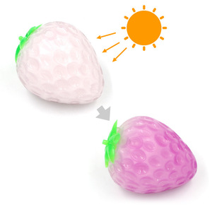 Juguetes de Plástico TPR Ecológicos con Forma de Fresas Descompresadas, Sensibles a la Luz Solar y los Rayos Ultravioleta - Product Image 4