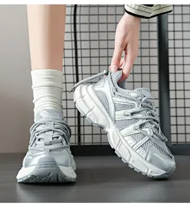 รองเท้าผ้าใบผู้หญิง Paris Show Foot Little Daddy ระบายอากาศได้ดี ดีไซน์สุดฮิต พื้นหนา สไตล์ลำลอง เหมาะสำหรับเดินเล่นและเล่นกีฬา - Product Image 4