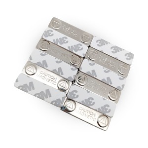 Tùy Chỉnh Nam Châm Tên Tấm Kim Loại Huy Hiệu Chủ Khắc Đen Chải Thép Không Gỉ <span class=keywords><strong>Tag</strong></span> Dính Nam Châm Cho Công Ty Nhân Viên - Product Image 1