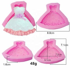 Molde <span class=keywords><strong>de</strong></span> Silicona para Decoración <span class=keywords><strong>de</strong></span> Pasteles y Fondant con Forma <span class=keywords><strong>de</strong></span> Falda <span class=keywords><strong>de</strong></span> Princesa, Detalles Finos en 3D, Bordado <span class=keywords><strong>de</strong></span> Rosas, Estilo Chica Hermosa - Product Image 2