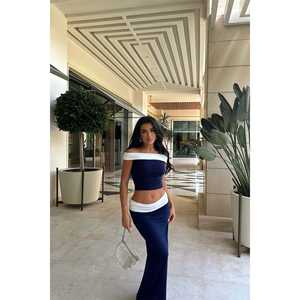 Ensemble de costume bicolore bleu marine pour femmes - Product Image 3