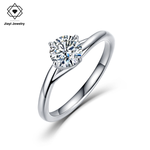 0. 8 CTW S925 Sterling Silber Runder Brillantschliff Moissanit Solitär-Ring 4-Krappen Gedrehter Band-Verlobungsring für Damen - Product Image 1