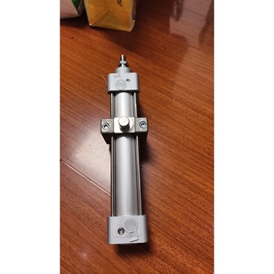 Cylindre pneumatique Festo DsbG-40-150- Corps en acier Série Modèle standard - Product Image 3