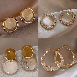 Boucles d'Oreilles Bijoux pour Femmes Coeur Cerceau Carré Géométrie Émail et Opale Autres Boucles d'Oreilles de Mode Nouveau Designer Boucles d'Oreilles pour Femmes - Product Image 2