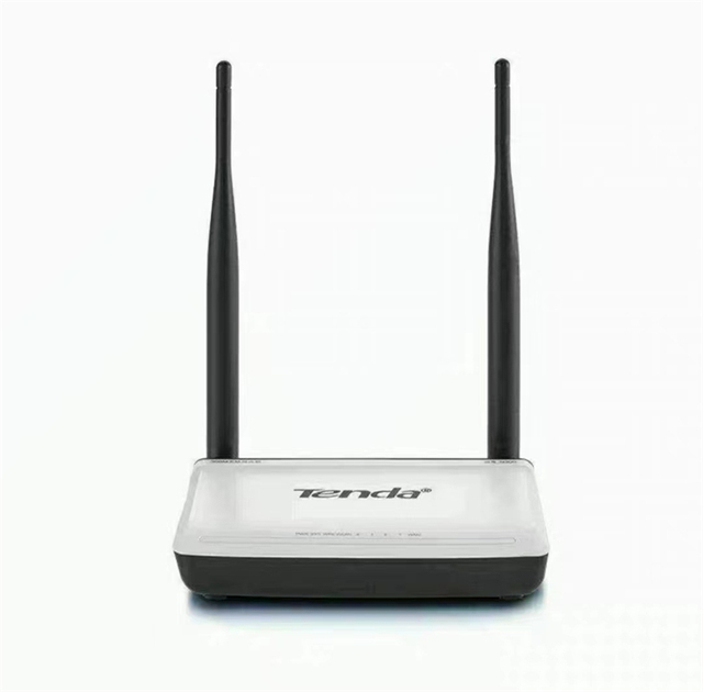 Tenda N300 Second Hand Very Cheap Very Clean Wireless WiFi Router 4 Ports Home Router 300M