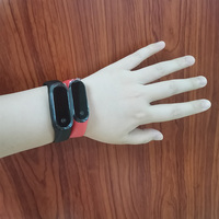 Jam Tangan Layar Sentuh Digital LED Olahraga dengan Tali Silikon