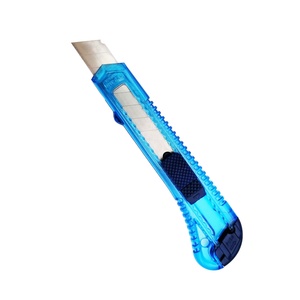 Hot Selling 18mm Transparent <strong>Utility</strong> Cutter Knife Plastic Colorful Handheld Stainless Steel <strong>Blade</strong> OEM for Office School Home Use - Product Image 4