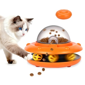 Juguete Interactivo Automático Recargable para Gatos, Dispensador de Golosinas con Control Remoto - Product Image 1