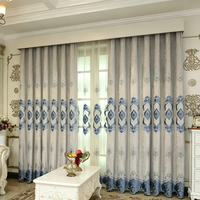 Rideaux de luxe bleu ciel brodés, rideaux semi-occultants brodés de fleurs pour salon, cantonnières