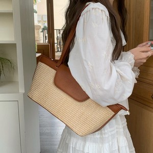 Sac fourre-tout en paille tressée style français marron été 2025 pour femme, sac à bandoulière décontracté pour usage quotidien avec poche zippée - Product Image 3