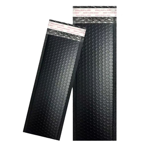 Sobres de Burbuja de Polietileno con Impresión de Color Personalizada, Sobres Acolchados Negros Mate para Envíos, Sobres Ecológicos - Product Image 1