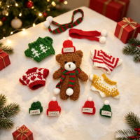 Décoration de Noël en peluche : mini-ours en peluche doux avec pull tricoté et bonnet de Père Noël pour tasse à café ou décoration de table